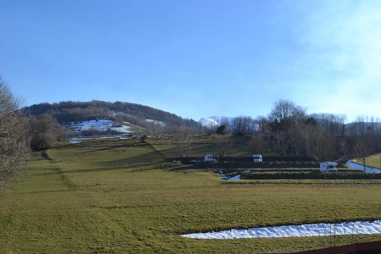 Charmante Petite Grange - 5 Couchages Nalzen 0*,  France