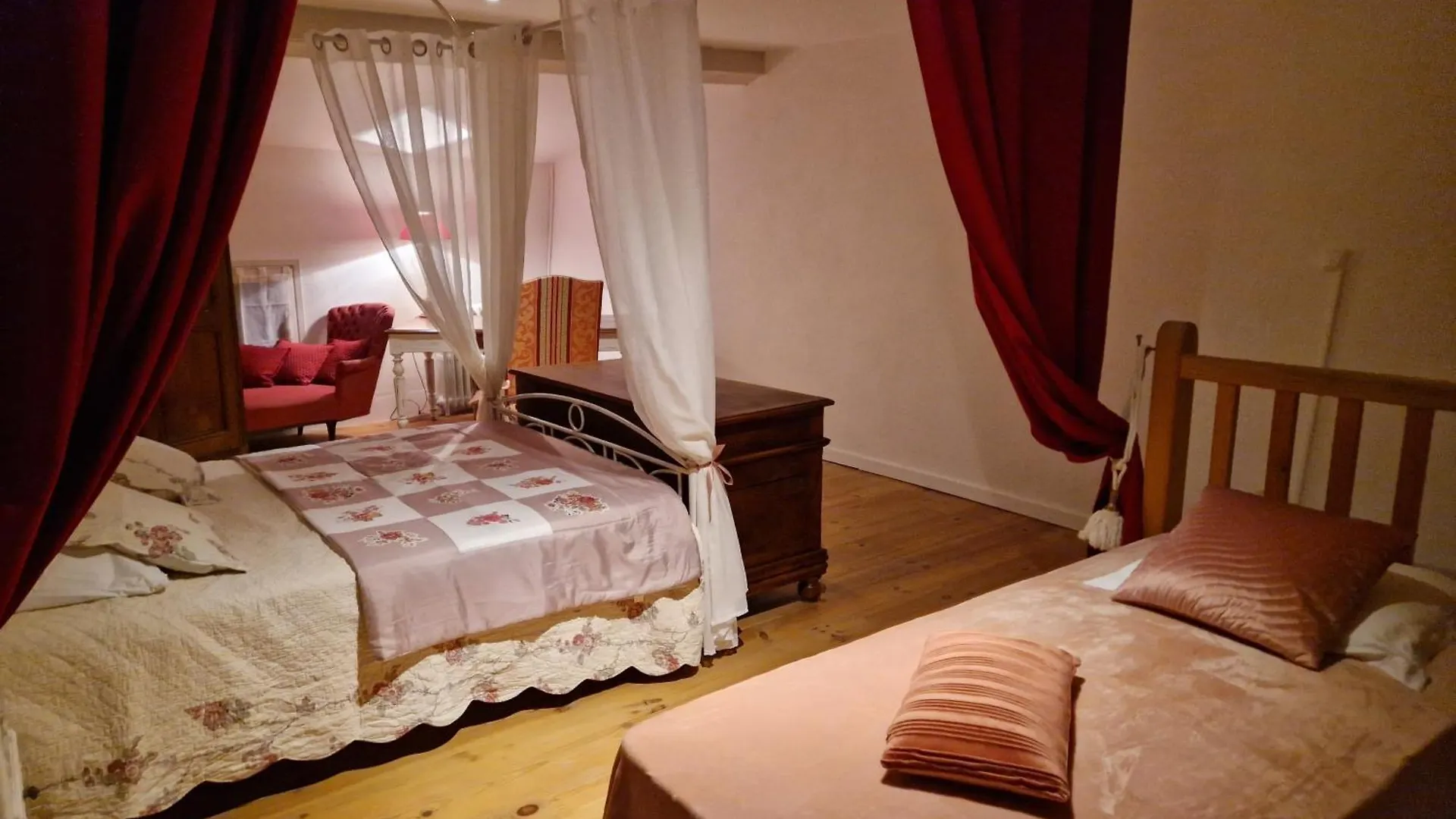 Charmante Petite Grange - 5 Couchages Nalzen France