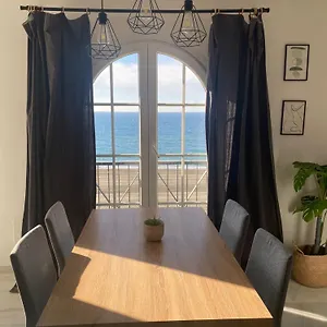 Tres Primera Linea De Playa Apartamento Rincón de la Victoria