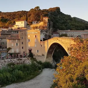 https://appartement-refait-neuf.hotels-rhonealpes.com